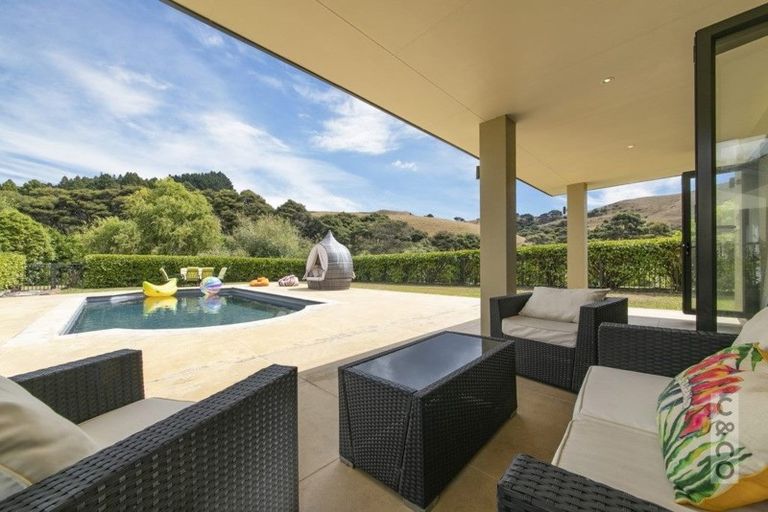 Photo of property in 1030 Peak Road, Helensville, 0875