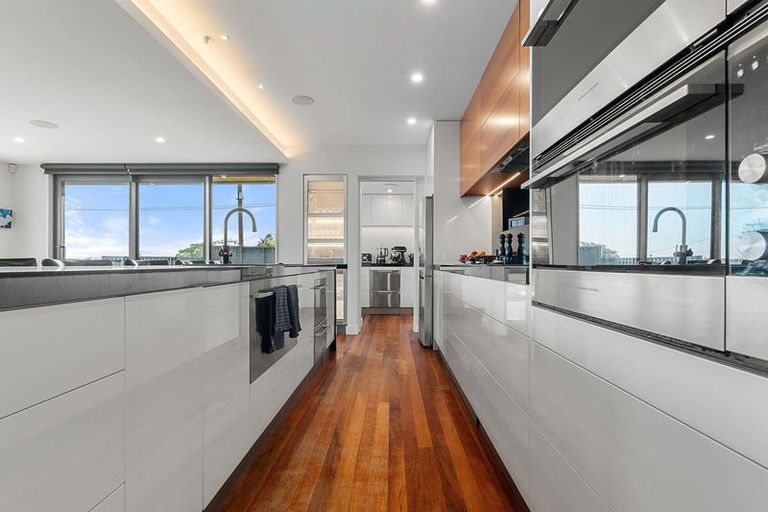 Photo of property in 48 Huntsbury Avenue, Huntsbury, Christchurch, 8022