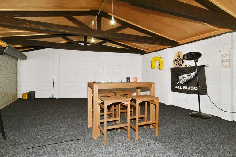 Photo of property in 7 Barclay Place, Burwood, Christchurch, 8061