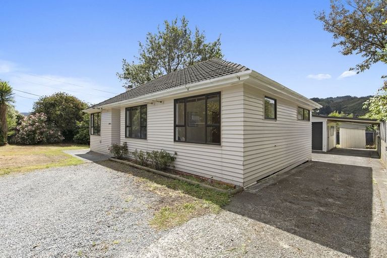 Photo of property in 55 Main Road, Wainuiomata, Lower Hutt, 5014