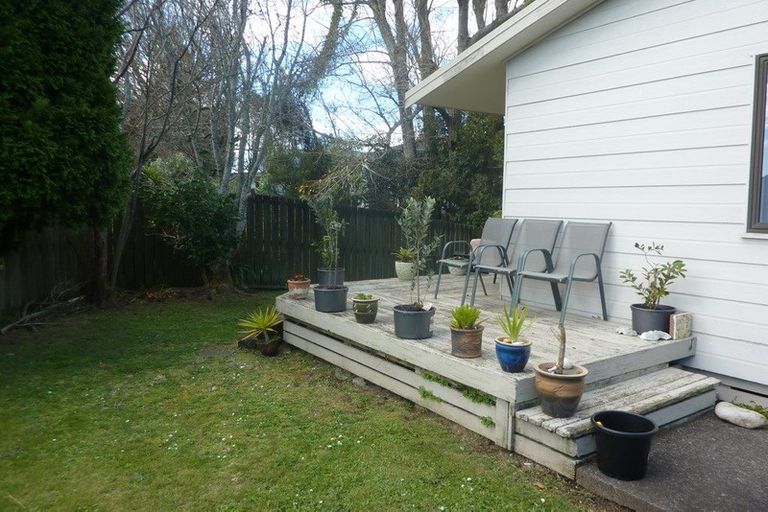 Photo of property in 2/6 Esperanto Road, Papatoetoe, Auckland, 2025
