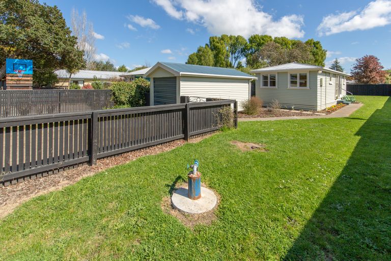 Photo of property in 34 Ferry Road, Woodend Beach, Kaiapoi, 7691