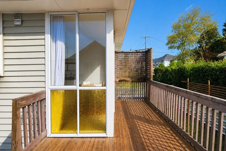 Photo of property in 17 Aotea Street, Welbourn, New Plymouth, 4312
