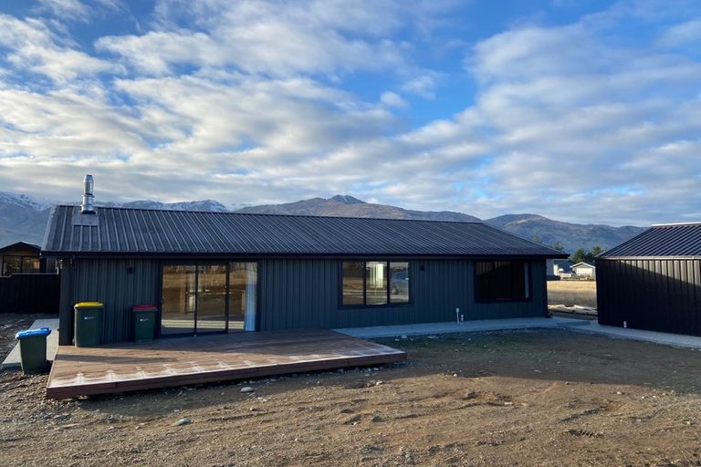 Photo of property in 34 Grandview Road, Lake Hawea, 9382