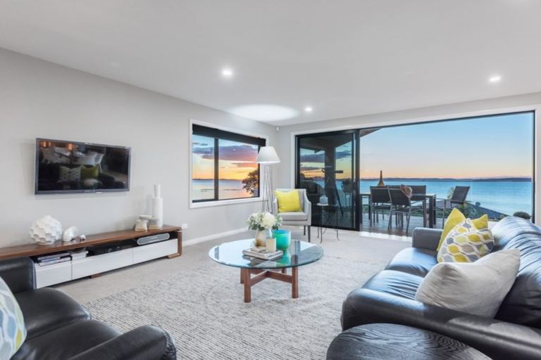 Photo of property in 74 Craig Road, Maraetai, Auckland, 2018