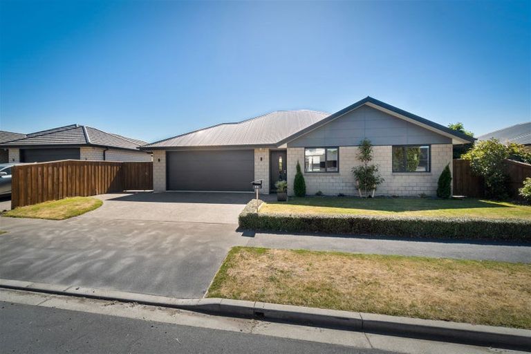 Photo of property in 53 Bradwell Crescent, Halswell, Christchurch, 8025