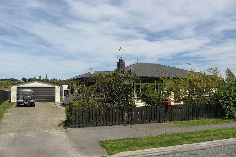 Photo of property in 21 Seddon Street, Cheviot, 7310