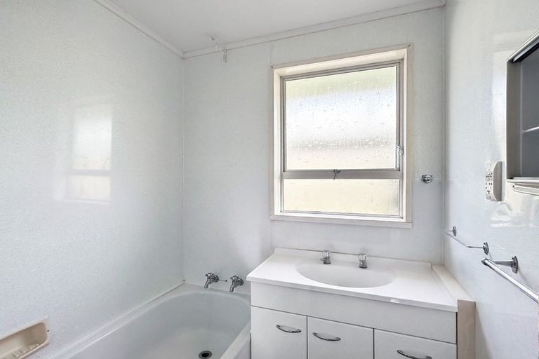 Photo of property in 19 Vera Street, Gore, 9710