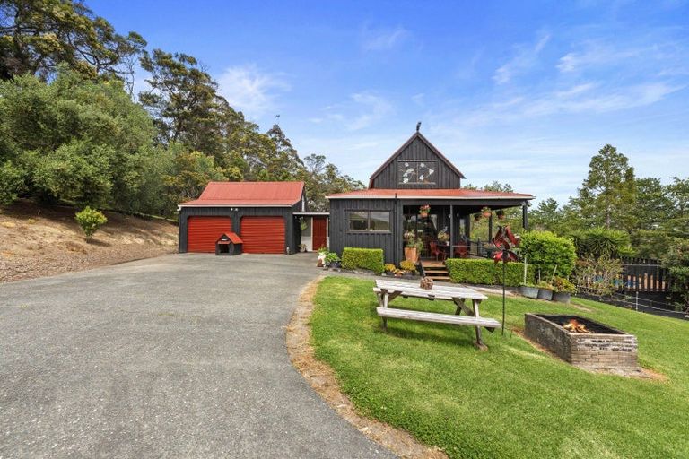Photo of property in 15 Barr Road, Makarau, Warkworth, 0984