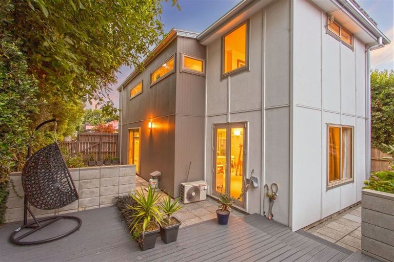 Photo of property in 49a Rose Street, Somerfield, Christchurch, 8024