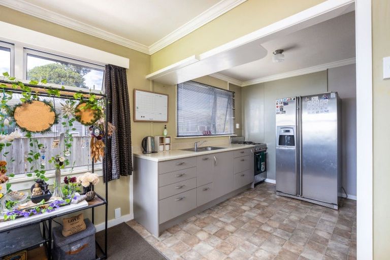 Photo of property in 42 Doralto Road, Frankleigh Park, New Plymouth, 4310