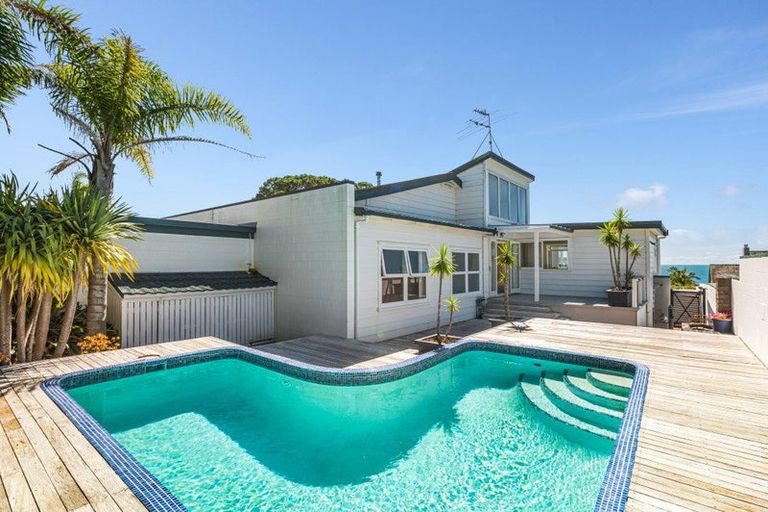 Photo of property in 1/3 Brown Street, Hauraki, Auckland, 0622