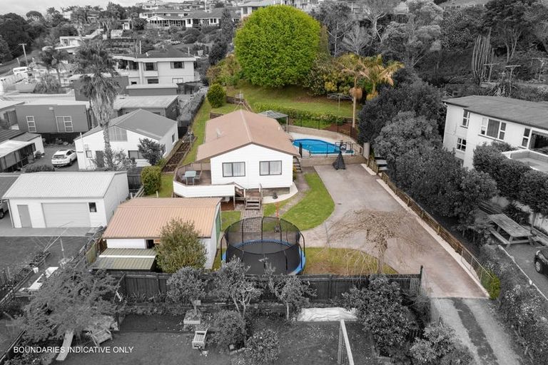 Photo of property in 7a Omokoroa Road, Omokoroa, 3114