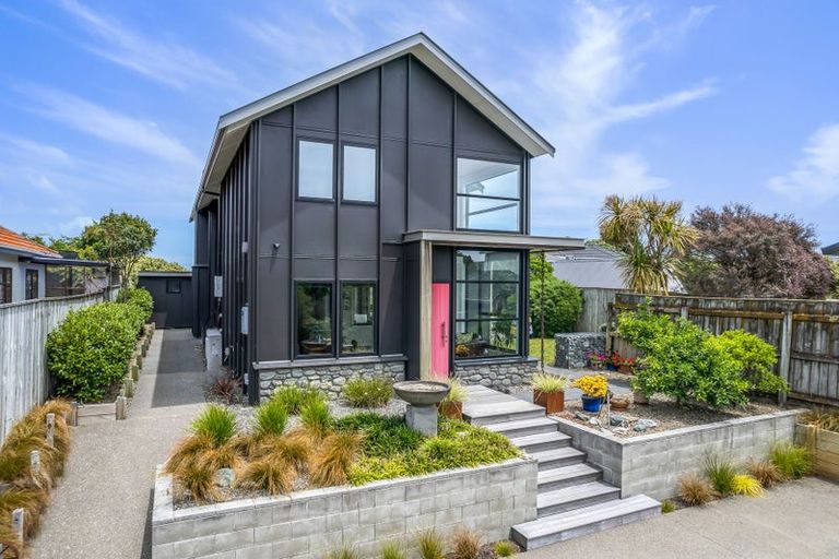 Photo of property in 79b Golf Road, Paraparaumu Beach, Paraparaumu, 5032