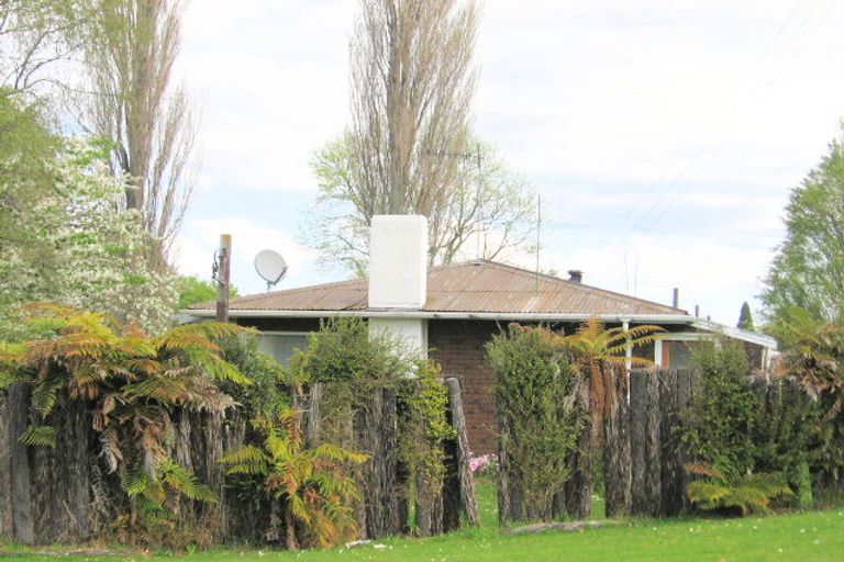 Photo of property in 62 Fairview Road, Western Heights, Rotorua, 3015