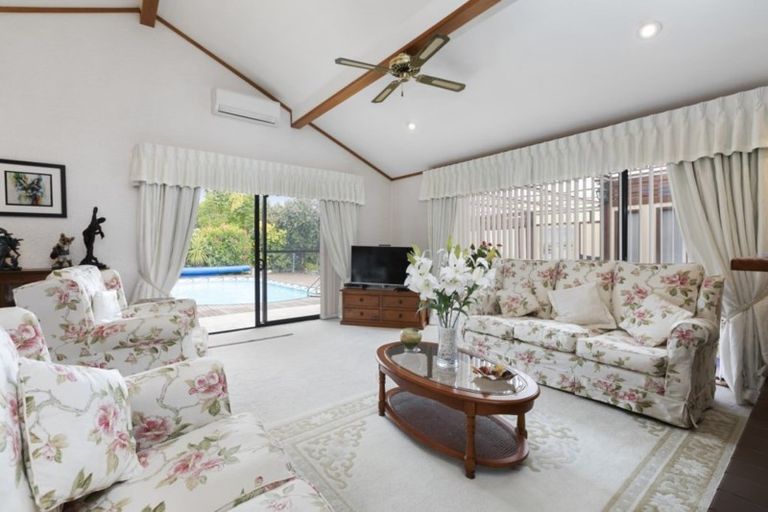 Photo of property in 10 Takahe Place, Matua, Tauranga, 3110