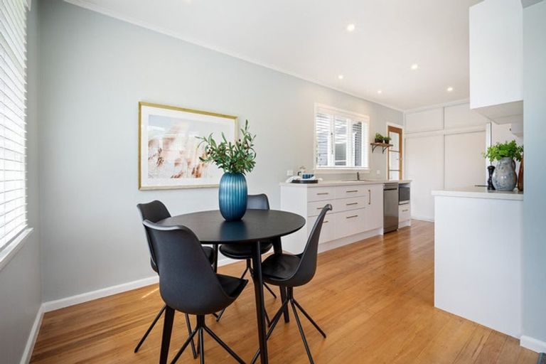 Photo of property in 11a Palmside Street, Somerfield, Christchurch, 8024