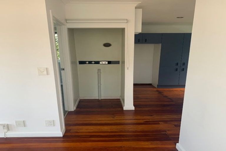 Photo of property in 28 Watea Road, Torbay, Auckland, 0630