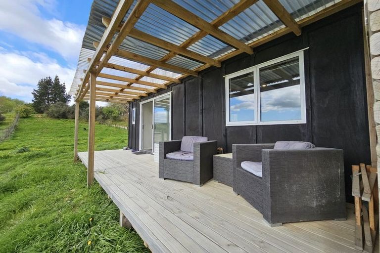 Photo of property in 33 Ratadale Road, Reikorangi, Waikanae, 5391