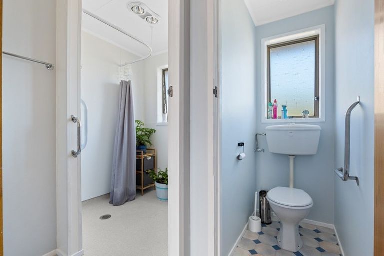 Photo of property in 4 Totara Crescent, Hawera, 4610