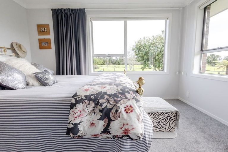 Photo of property in 390 Robertson Road, Harihari, 7884