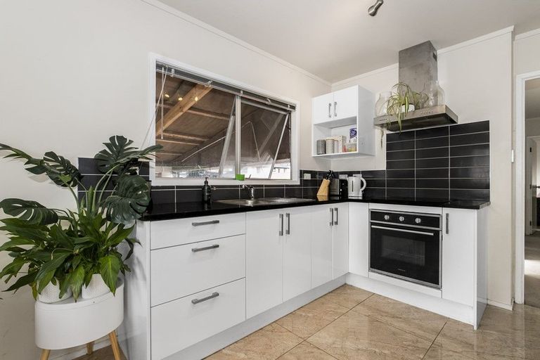 Photo of property in 13 Ravenna Way, Clover Park, Auckland, 2023