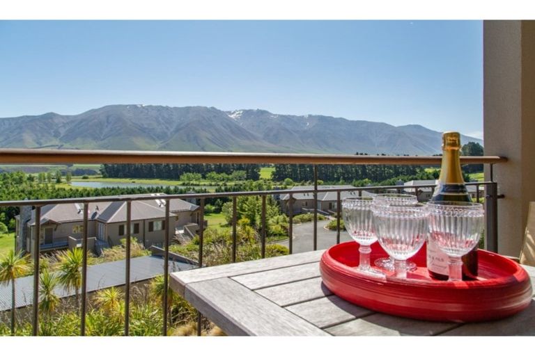 Photo of property in 623 Coleridge Road, Windwhistle, Hororata, 7572