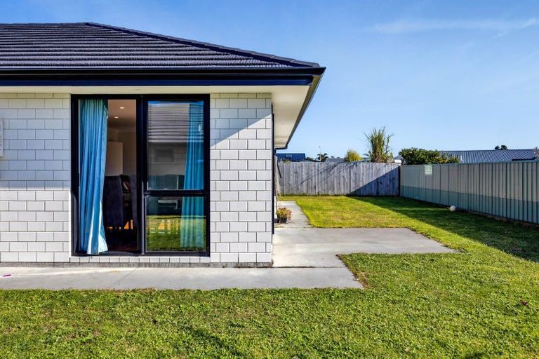 Photo of property in 9c Desmond Place, Bell Block, New Plymouth, 4312