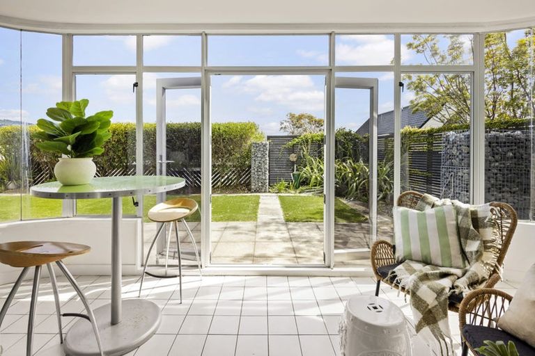 Photo of property in 18-27 Lawson Place, Mount Victoria, Wellington, 6011