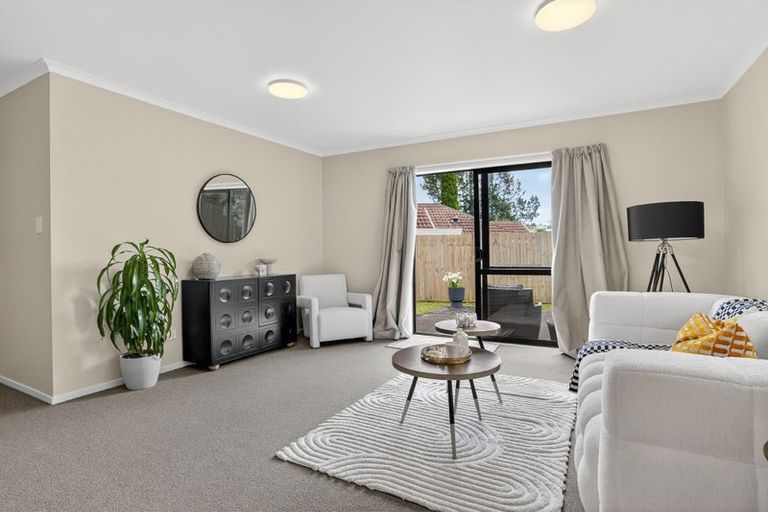 Photo of property in 61d Sabulite Road, Kelston, Auckland, 0602