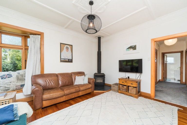 Photo of property in 105b Pahiatua Street, Hokowhitu, Palmerston North, 4410