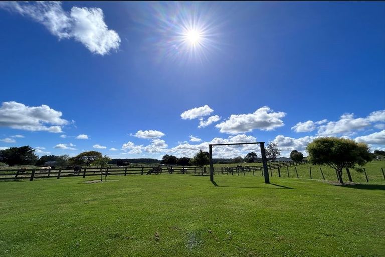 Photo of property in 10 Taumata Road, Pyes Pa, Tauranga, 3173