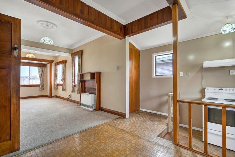 Photo of property in 86 Stanners Street, Eltham, 4322