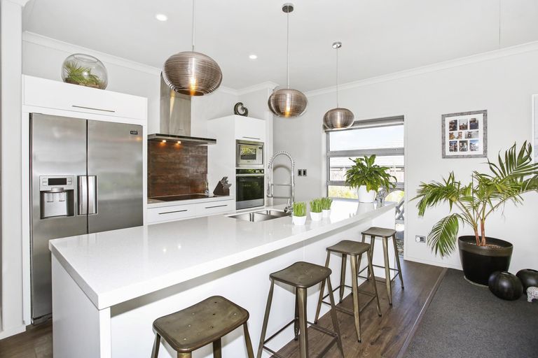 Photo of property in 13 Hillpark Drive, Pokeno, 2402