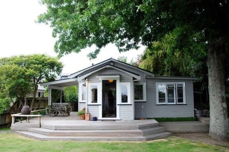 Photo of property in 14 Kurupae Road, Hilltop, Taupo, 3330