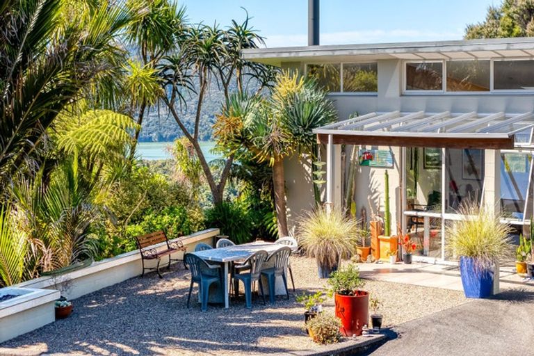 Photo of property in 5358 Russell-whakapara Road, Russell, 0272