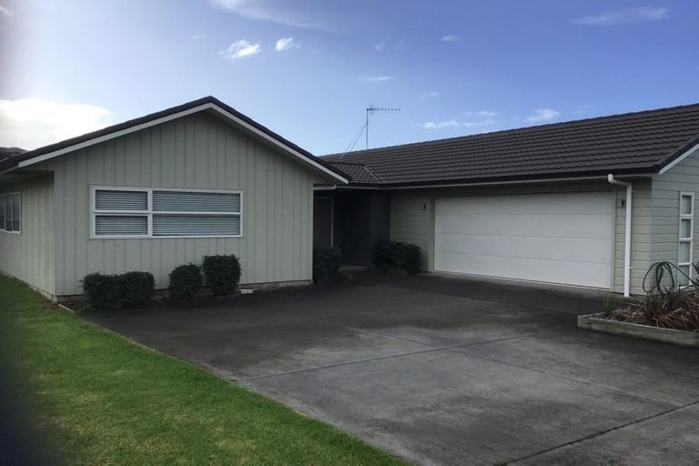 Photo of property in 33 Lynley Park Drive, Omokoroa, 3114