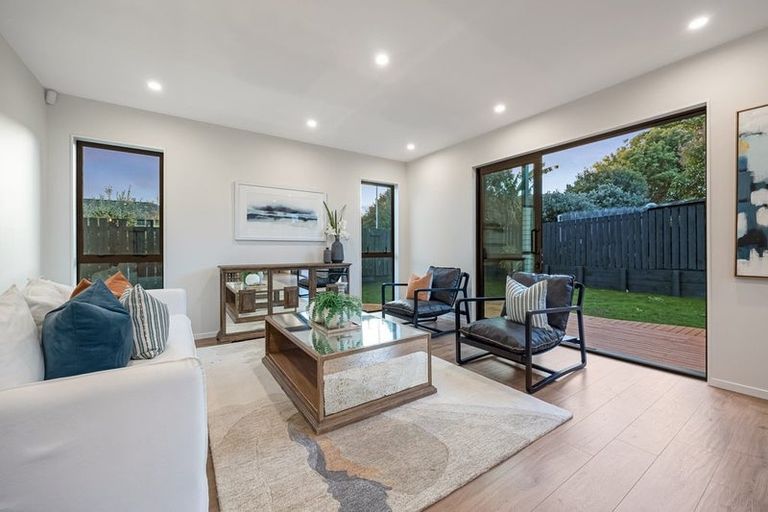 Photo of property in 11 Alexandra Street, Riverhead, 0820