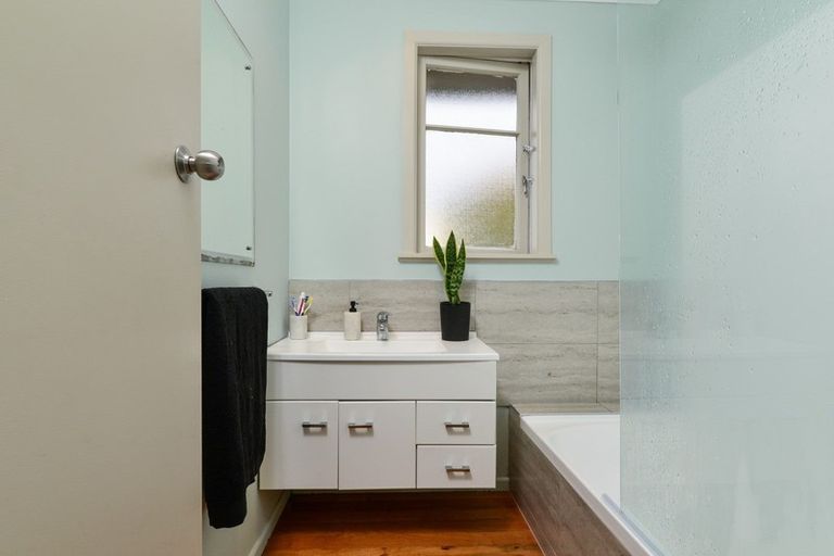 Photo of property in 15a Waimarie Street, Nawton, Hamilton, 3200