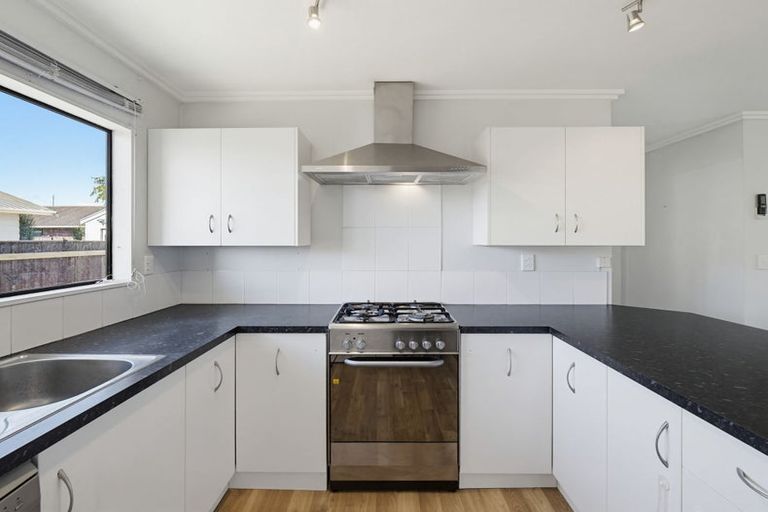 Photo of property in 22 Peter Hall Drive, Kelvin Grove, Palmerston North, 4414