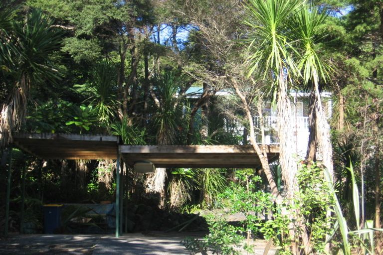 Photo of property in 24 Phillip Avenue, Glen Eden, Auckland, 0602
