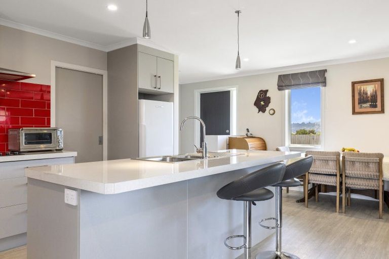 Photo of property in 15 Kamaka Street, Wharewaka, Taupo, 3330