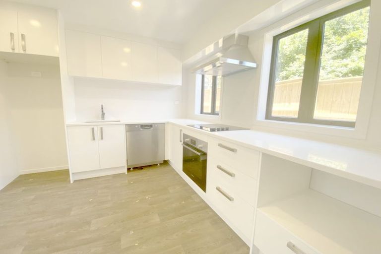 Photo of property in 6/9 Marlene Avenue, Te Atatu South, Auckland, 0610