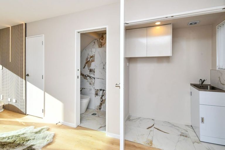 Photo of property in 27 Landscape Road, Papatoetoe, Auckland, 2025