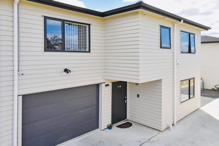 Photo of property in 54c Cambridge Terrace, Papatoetoe, Auckland, 2025