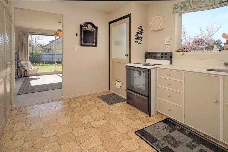 Photo of property in 79 Newnham Street, Rangiora, 7400