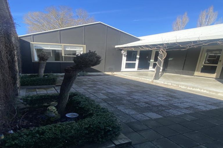 Photo of property in 2/26 Christie Crescent, Havelock North, 4130