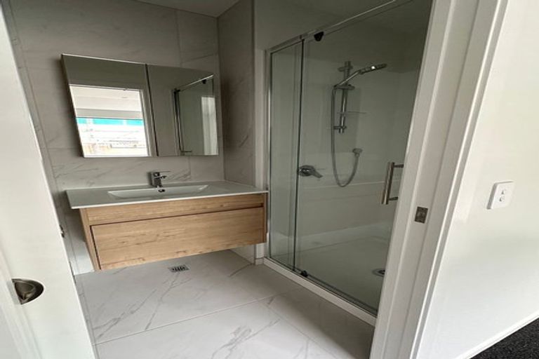 Photo of property in 1 Myrtle Street, Hutt Central, Lower Hutt, 5010