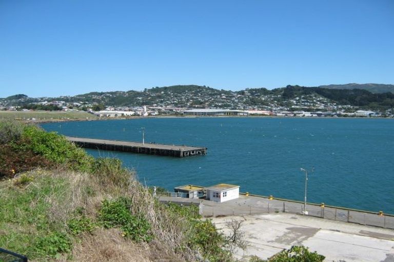 Photo of property in Shelley Bay Terraces, 1/61 Maupuia Road, Maupuia, Wellington, 6022