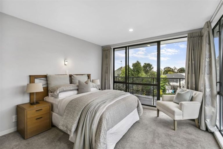 Photo of property in 101a Te Kawa Road, Greenlane, Auckland, 1061